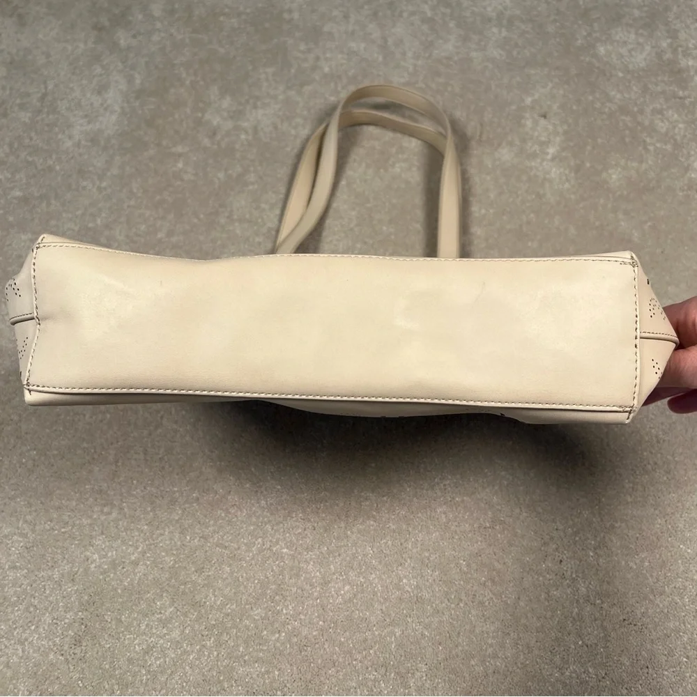 Arbonne Faux Leather Almond Color Logo Cut Out Hangbag‎ Tote - Picture 2 of 8